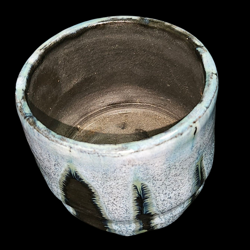 Japanese Studio Pottery Jelioi Signed Yunomi Tea Cup Blue Drip Glaze Vintage
